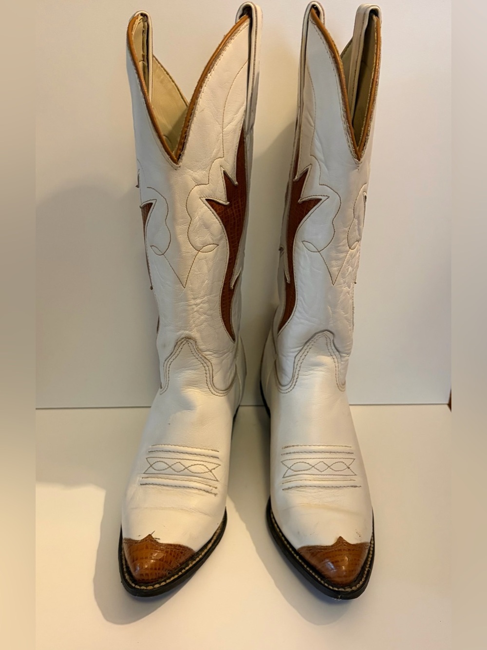 Women’s White and Brown Western Cowboy Boots - Classic Two-Tone Leather